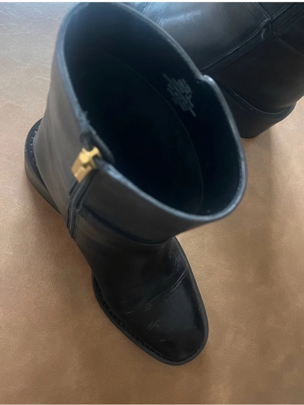 VINCE CAMUTO WOMENS BOOTS SIZE 6